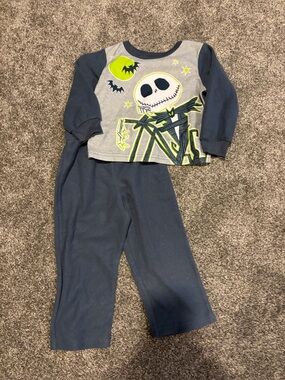 Nightmare Before Christmas Size 3T Pajama Set